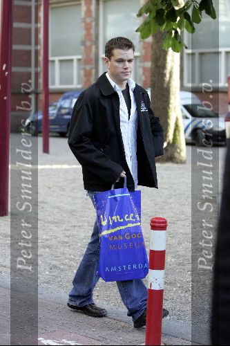 Amsterdam 18 mei 2004
Matt Damon  bezoekt van Gogh museum