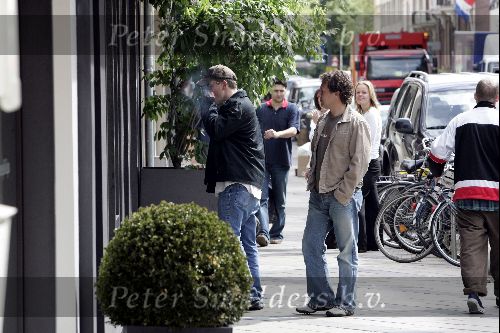 Amsterdam 21 mei 2004
Matt Damon winkelen op PC Hooftstraat met zijn vriendin.