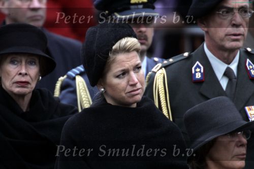 Amsterdam 4 mei 2004
Dodenherdenking op de dam met Koningin Beatrix Maxima en Prins Willem Alexander.