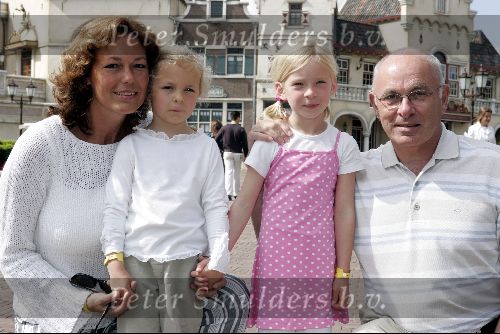 Kaatsheuvel 16 mei 2004
Michael v Praag met vrouw en dochter