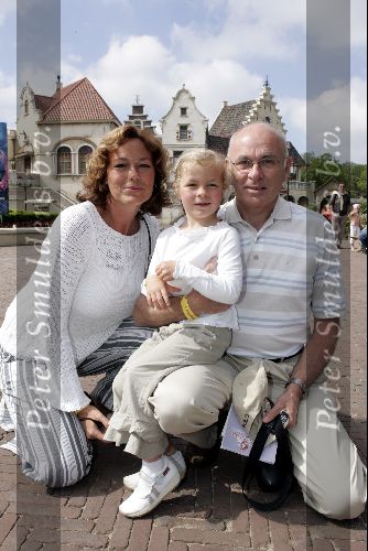 Kaatsheuvel 16 mei 2004
Michael v Praag met vrouw en dochter