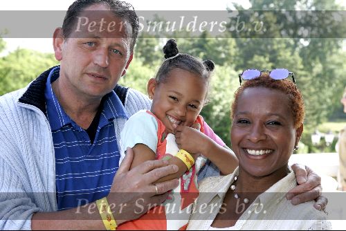Kaatsheuvel 16 mei 2004
Nelli Cooman met man en dochter