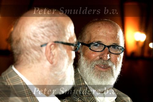 Vianen 7 mei 2004
Pierre Kartner bij Hotel Vianen