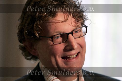 Amsterdam 29 mei 2004
Prins Bernhard jr bij aangeven Sam op stadskantoor