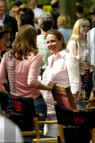 Amsterdam 20 mei 2004
Opnames Ocean\'s 12 op begraafplaats Westgaarde in  Amsterdam met Brad Pitt en Catharina Zeta Jones.
  Prinses Annette  Anita en Aimee Prins Floris en Prins Bernhard jr Prins Pieter Christiaan