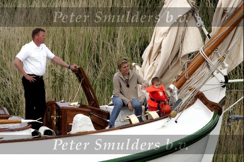 Muiden 9 mei 2004
Prins Constantijn met Prinses Laurentien en Prins Claus en prinses Eloise