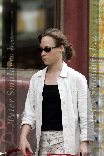 Amsterdam 16 mei 2004
Prinses Margaritha wandelen met hond