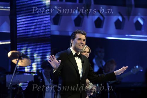 Hilversum 1 mei 2004
Finale Idols  in studio 22
Reinout Oerlemans  en Tooske Breugem