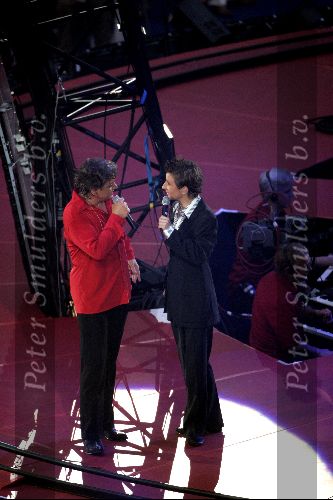 Amsterdam 26 mei 2004
Concert Rene Froger in de Arena  
Rene met zijn zoon Danny Froger