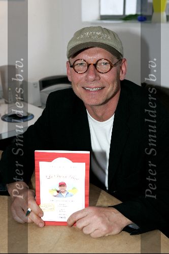 Laren 16 mei 2004
Presentatie boek Sjoerd Pleijsier.
