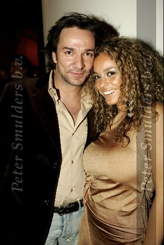 Amsterdam 25 mei 2004
FHM party in de powerzone.
Fajah Lourens en Spiros