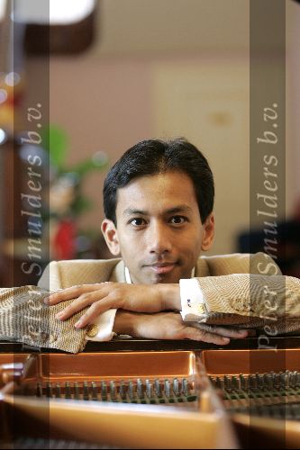 Zeist 18 mei 2004
Wibi Soerjadi