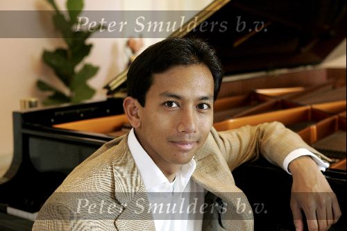 Zeist 18 mei 2004
Wibi Soerjadi