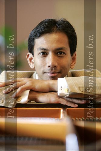 Zeist 18 mei 2004
Wibi Soerjadi