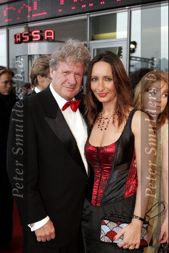 Rotterdam  10 mei 2004
Uitreiking Musical Awards in nieuw Luxor.
Willibrord Frequin met Suzanne