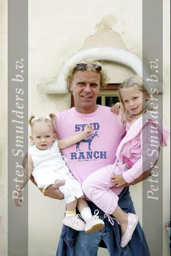 Kaatsheuvel 16 mei 2004
Wino Omtzigt  Romy Borsato en Jacky Borsato
