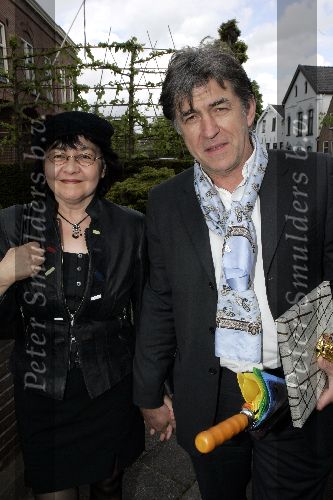 Nigtevecht 7 mei 2005
Trouwen Wilbert Gieske in Nigtevecht.
Bartho Braat met vrouw