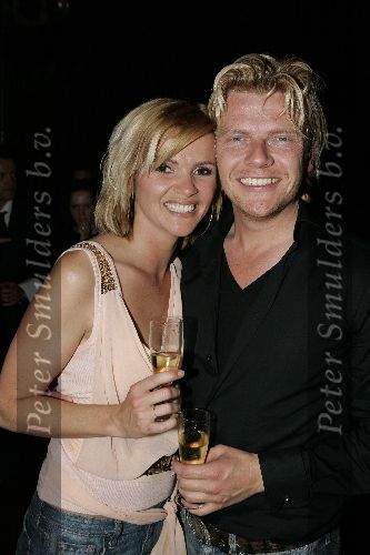 Amsterdam 19 mei 2005
Presentatie cd  Bastiaan Ragas.
Bastiaan met Tooske Breugem en champagne