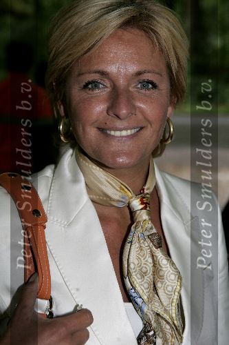 Vierhouten 29 mei 2005
Rally met cabrio\'s vanwege 10 jarig bestaan Beau Monde.
Carolien Tensen