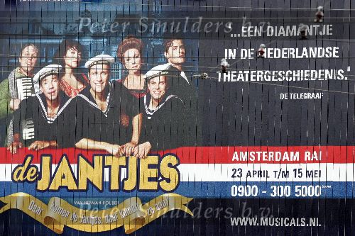 Amsterdam 6 mei 2005
Billboard de Jantjes met oa Koert Jan dce Bruijn Hugo Metsers en Carry tefsen en Birgit Schuurman