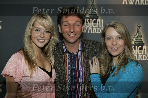 Amsterdam 20 mei 2005
Perslunch ivm John Kraaykamp musical awards in Fifteen.
Chantal Janzen Dick Cohen en Joke de Kruijf