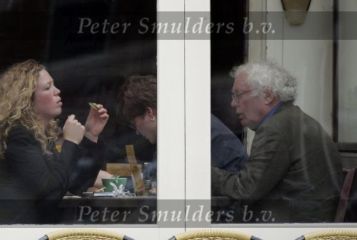 Amsterdam 17 mei 2005
Henk Spaan lunchen met dame