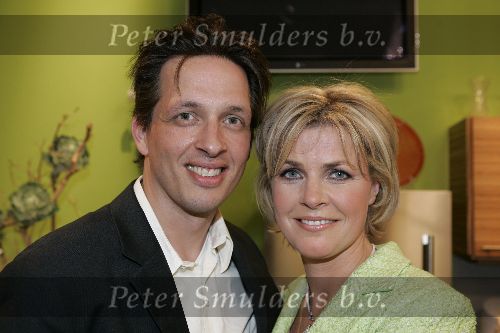 Houten 19 mei 2006
Opening house of talent van Irene Moors.
Irene Moors met man barry