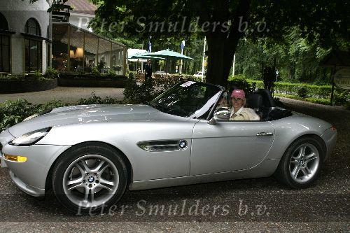 Vierhouten 20 mei 2005
Rally met cabrio\'s vanwege 10 jarig bestaan Beau Monde.
Judith Heinsbroek in BMW z8 cabrio met Annita v d Hoeven