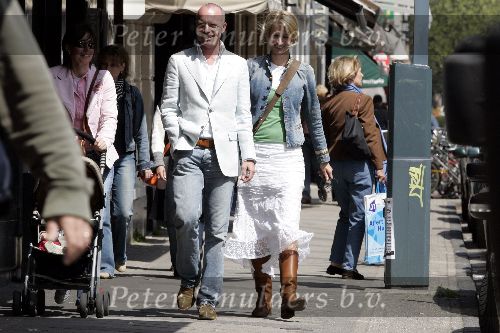 Amsterdam 13 mei 2005
Anouk Smulders en Mart Visser op pc hooftstraat.