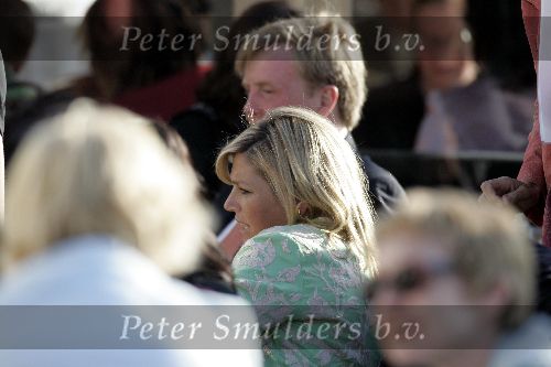 Scheveningen 9 juni 2005
Maxima  zwanger en Prins Willem Alexander bij strandtent Wij.
Feestje van Wapem.