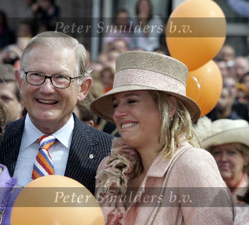 Scheveningen 30 april 2005
Koningin Beatrix in Scheveningen met familie.
Maxima en Pieter v Vollenhoven