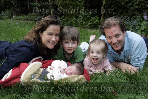 Amsterdam 1 mei 2005
Paulien Huizinga met Michiel Mol en hun kinderen Paul Myrthe en Pieter.