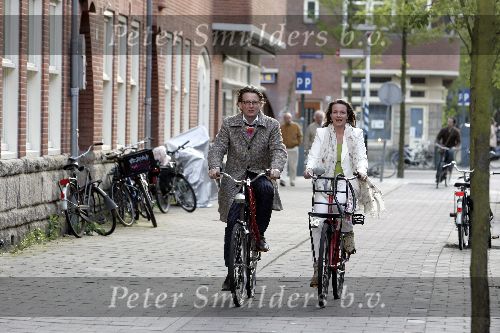 Amsterdam 11 mei 2005
Frans Molenaar feestje 65 jaar bij Le garage.
Prins Bernhard jr en Prinses Annette op fiets