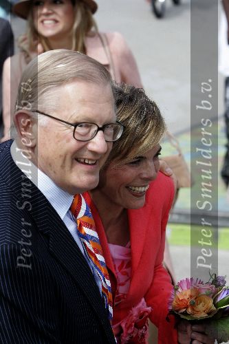 Scheveningen 30 april 2005
Koningin Beatrix in Scheveningen met familie.
Prinses laurentien en Pieter v Vollenhoven