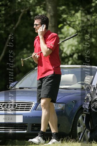 Naarderbos 26 mei 2005
Golftournooi Richard Krajicek foundation.
Richard Krajicek met gsm