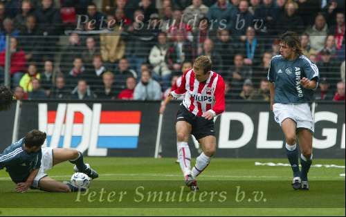 Eindhoven 26 Oktober 2003
PSV-AJAX, eindstand 2-2
Arjen Robben