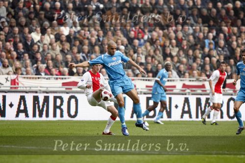 Amsterdam 12 november 2006
AJAX-PSV 0-1 in de arena. Alex met Klaas Jan Huntelaar
Peter Smulders bv