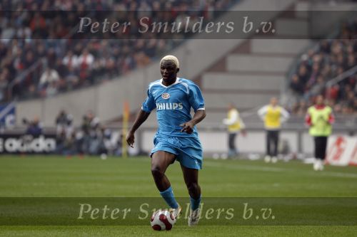 Amsterdam 12 november 2006
AJAX-PSV 0-1 in de arena. Arouna Kone
Peter Smulders bv