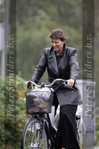 Amsterdam 28 oktober 2006
Astrid Joosten in de regen op de fiets.