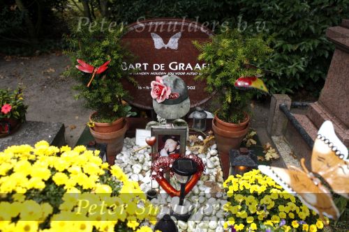 Heemstede 21 oktober 2006
Graf van Bart de Graaff.