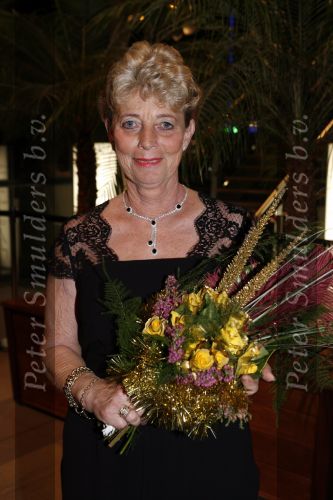 Amsterdam 20 oktober 2006
Uitreiking televizierring in het ij theater.
moeder Bart de Graaff Marjan Poot met bloemen die ze van de lama\'s heeft gekregen.