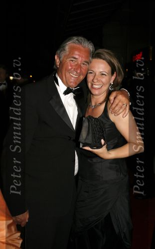 Amsterdam 19 juni 2006
Gala tbv de Ingeborg Douwes Stichting in Carre.
Prinses Annette met Carol Dona