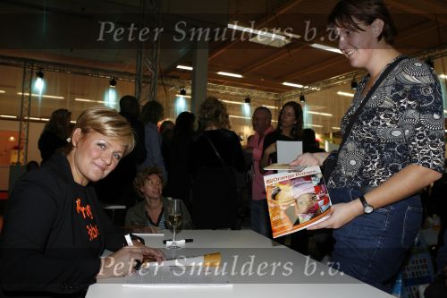 Utrecht 2 november 2006
Presentatie tijdschrift Orange Babies met oa Caroline Tensen Bubha Monique Kleeman en Ramon Beuk.
Peter Smulders bv