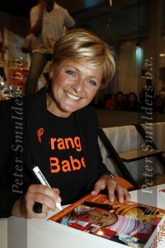 Utrecht 2 november 2006
Presentatie tijdschrift Orange Babies met oa Caroline Tensen Bubha Monique Kleeman en Ramon Beuk.