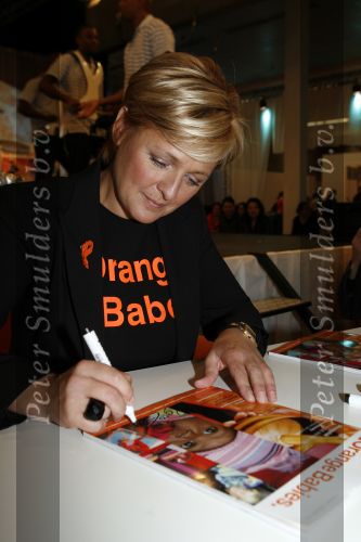 Utrecht 2 november 2006
Presentatie tijdschrift Orange Babies met oa Caroline Tensen Bubha Monique Kleeman en Ramon Beuk.
Peter Smulders bv