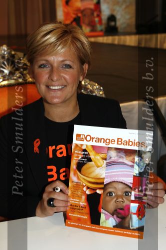 Utrecht 2 november 2006
Presentatie tijdschrift Orange Babies met oa Caroline Tensen Bubha Monique Kleeman en Ramon Beuk.
Peter Smulders bv