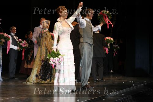 Apeldoorn 2 november 2006
Premiere My fair lady met Celine Purcell en Thom Hoffman.