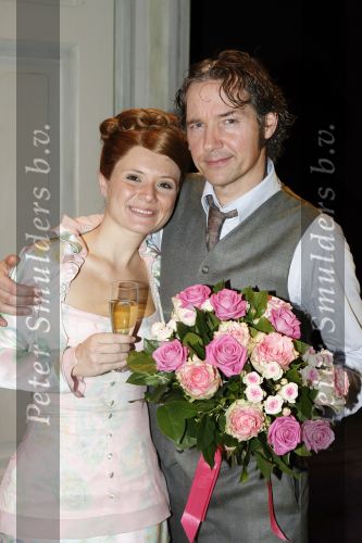 Apeldoorn 2 november 2006
Premiere My fair lady met Celine Purcell en Thom Hoffman.
Thom en Celine
Peter Smulders bv