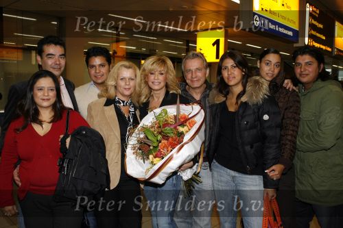 Noordwijk, 5 november 2006 
Hans Breukhoven viert de verjaardag van zijn moeder in Hotel Huis ter Duin. Verder op de foto: Connie Breukhoven, Constanza Breukhoven, Jordi Breukhoven en zijn vrouw, Marvin Breukhoven, Shanna Breukhoven en Edwin Breukhoven met zijn vrouw Ageeth Breukhoven.