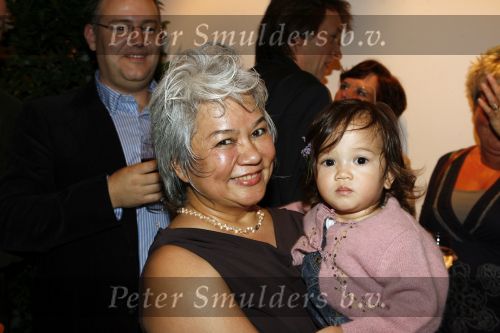 Den Bosch 22 oktober 2006
Premiere Grease.
Moeder Cystine Carreon met haar kleindochtertje
